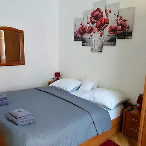 Little Hungary Apartment